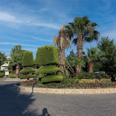 Anadolu Club מלון