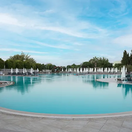 Anadolu Club מלון 5*