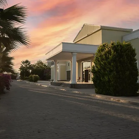 Anadolu Club Hotel 5*